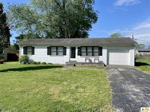 608 Sun Valley Drive , Glasgow, KY 42141