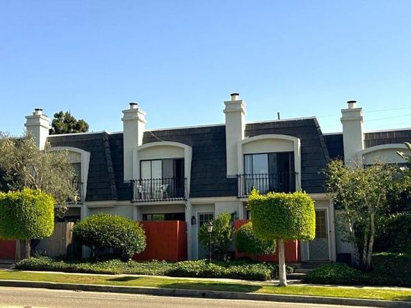 7862 W Manchester Avenue, Playa Del Rey, CA 90293