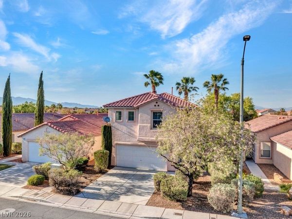 3590 Laguna Veneta Avenue, Las Vegas, NV 89141