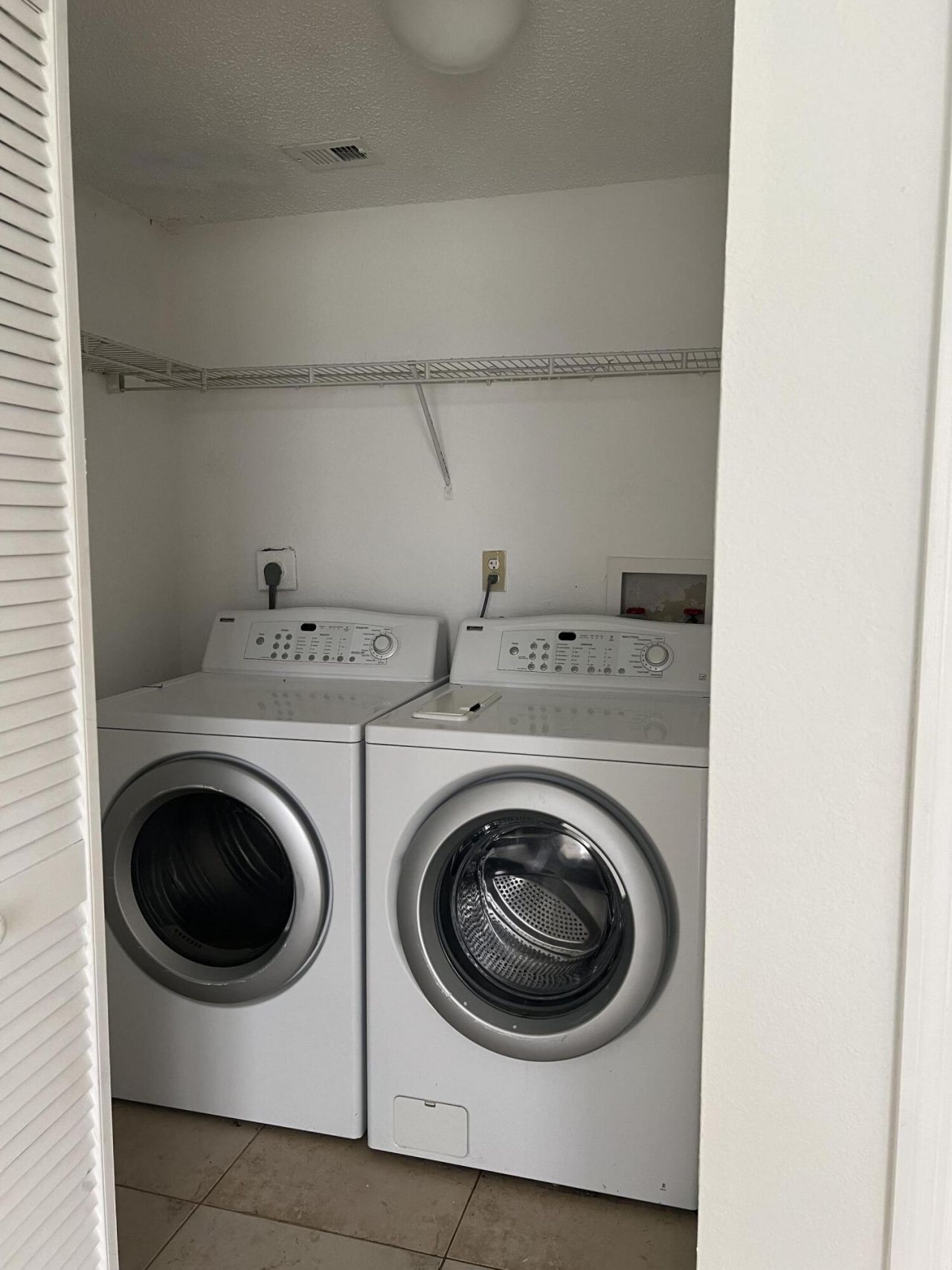 1453 Lake Crystal Drive, Unit B, West Palm Beach, FL 33411 Photo