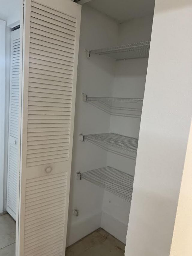 1453 Lake Crystal Drive, Unit B, West Palm Beach, FL 33411 Photo