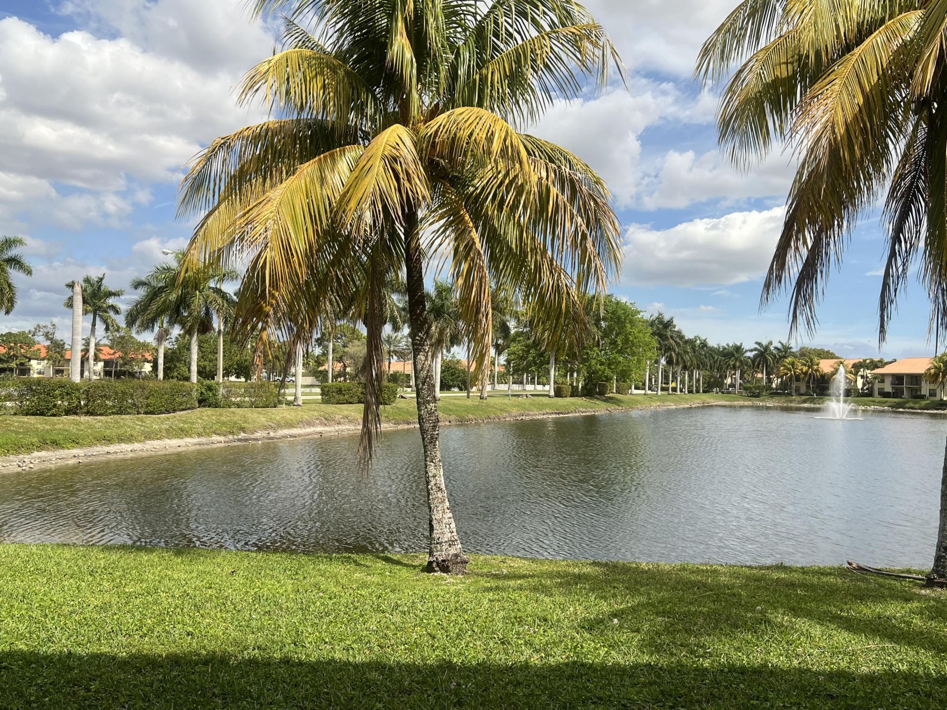1453 Lake Crystal Drive, Unit B, West Palm Beach, FL 33411 Photo