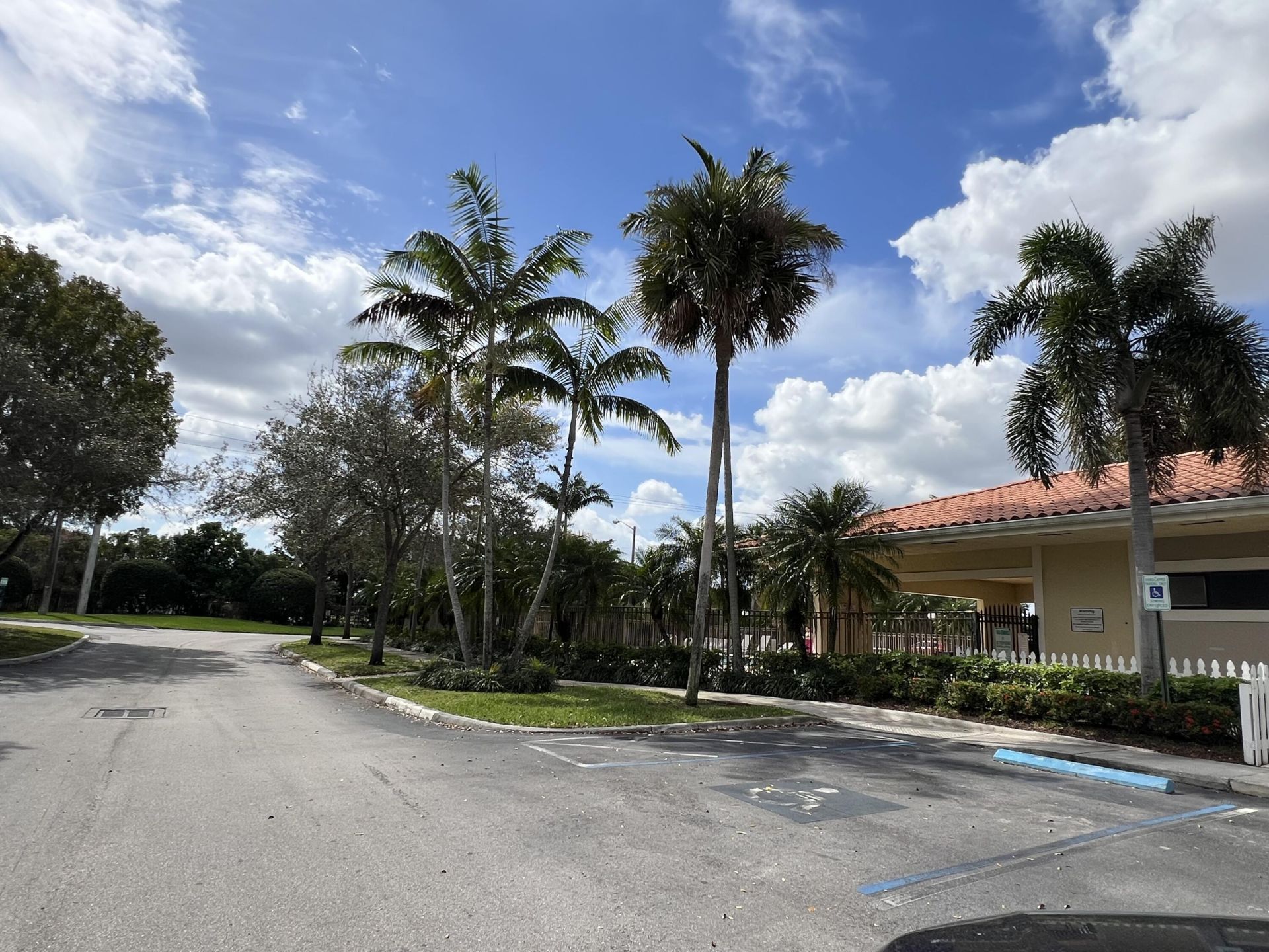 1453 Lake Crystal Drive, Unit B, West Palm Beach, FL 33411 Photo