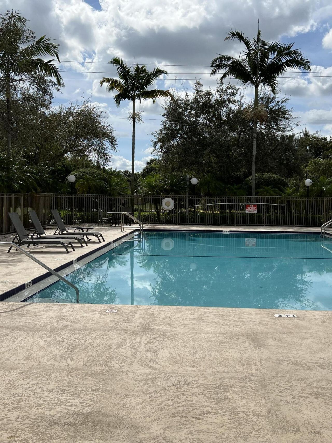 1453 Lake Crystal Drive, Unit B, West Palm Beach, FL 33411 Photo