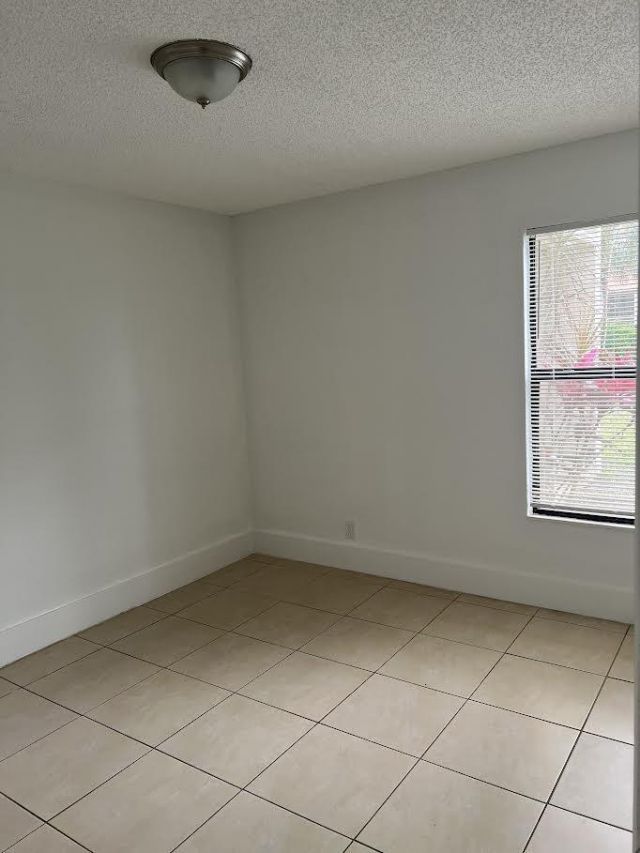 1453 Lake Crystal Drive, Unit B, West Palm Beach, FL 33411 Photo
