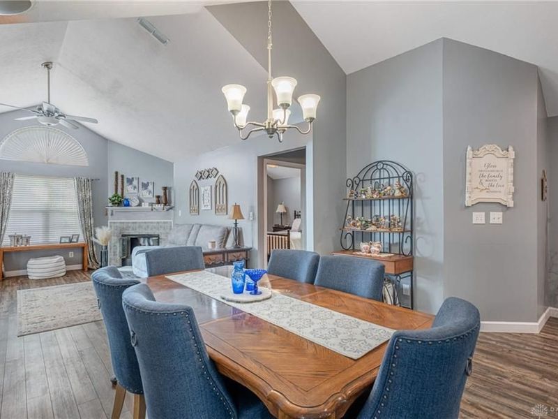 1600 Turnberry Village Drive, Washington Township, OH 45458 Photo 10