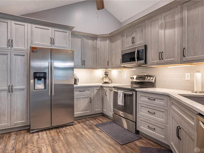 1600 Turnberry Village Drive, Washington Township, OH 45458 Photo 13