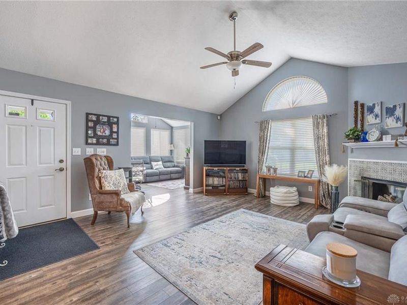 1600 Turnberry Village Drive, Washington Township, OH 45458 Photo 4