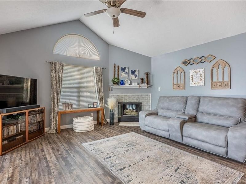 1600 Turnberry Village Drive, Washington Township, OH 45458 Photo 5