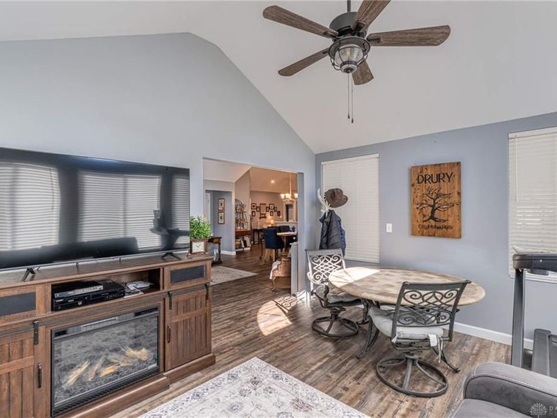 1600 Turnberry Village Drive, Washington Township, OH 45458 Photo 8