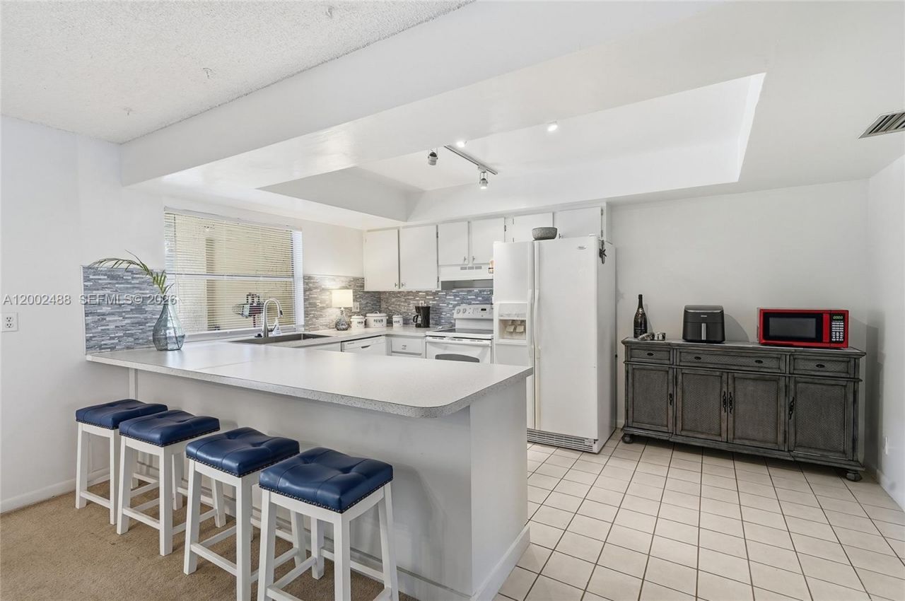 4309 Coral Springs Dr , Unit 2G, Coral Springs, FL 33065 Photo