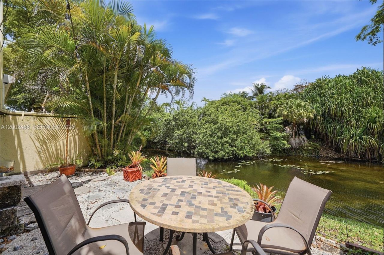 4309 Coral Springs Dr , Unit 2G, Coral Springs, FL 33065 Photo