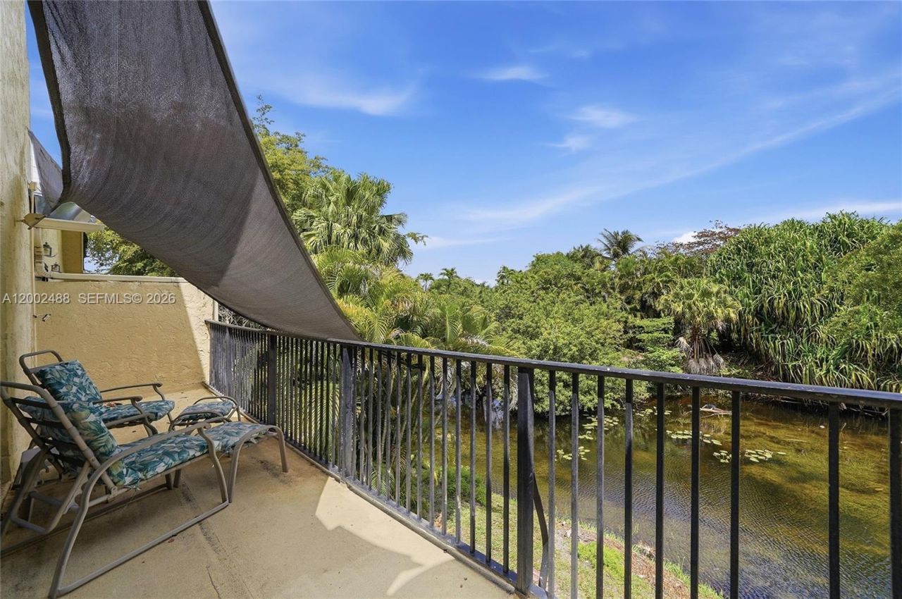 4309 Coral Springs Dr , Unit 2G, Coral Springs, FL 33065 Photo