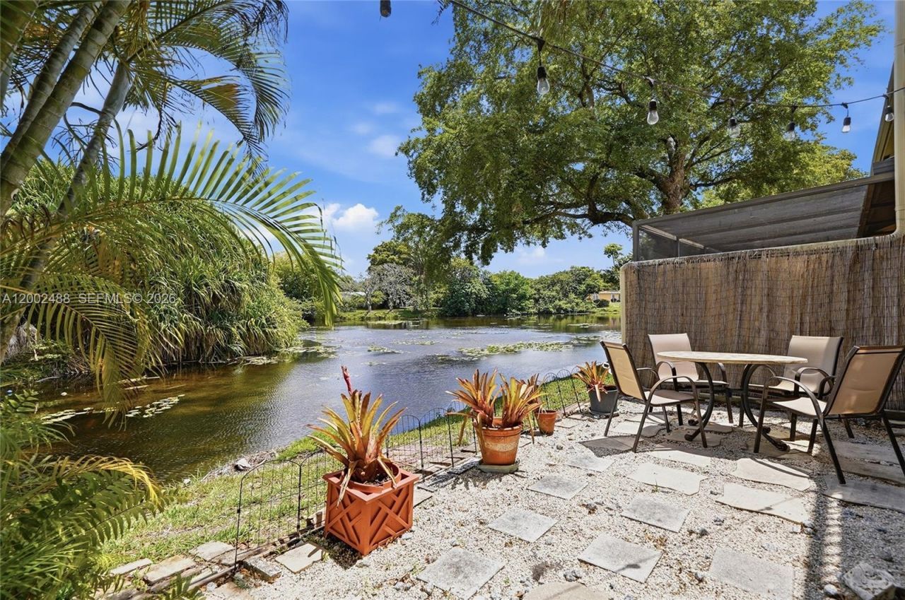 4309 Coral Springs Dr , Unit 2G, Coral Springs, FL 33065 Photo