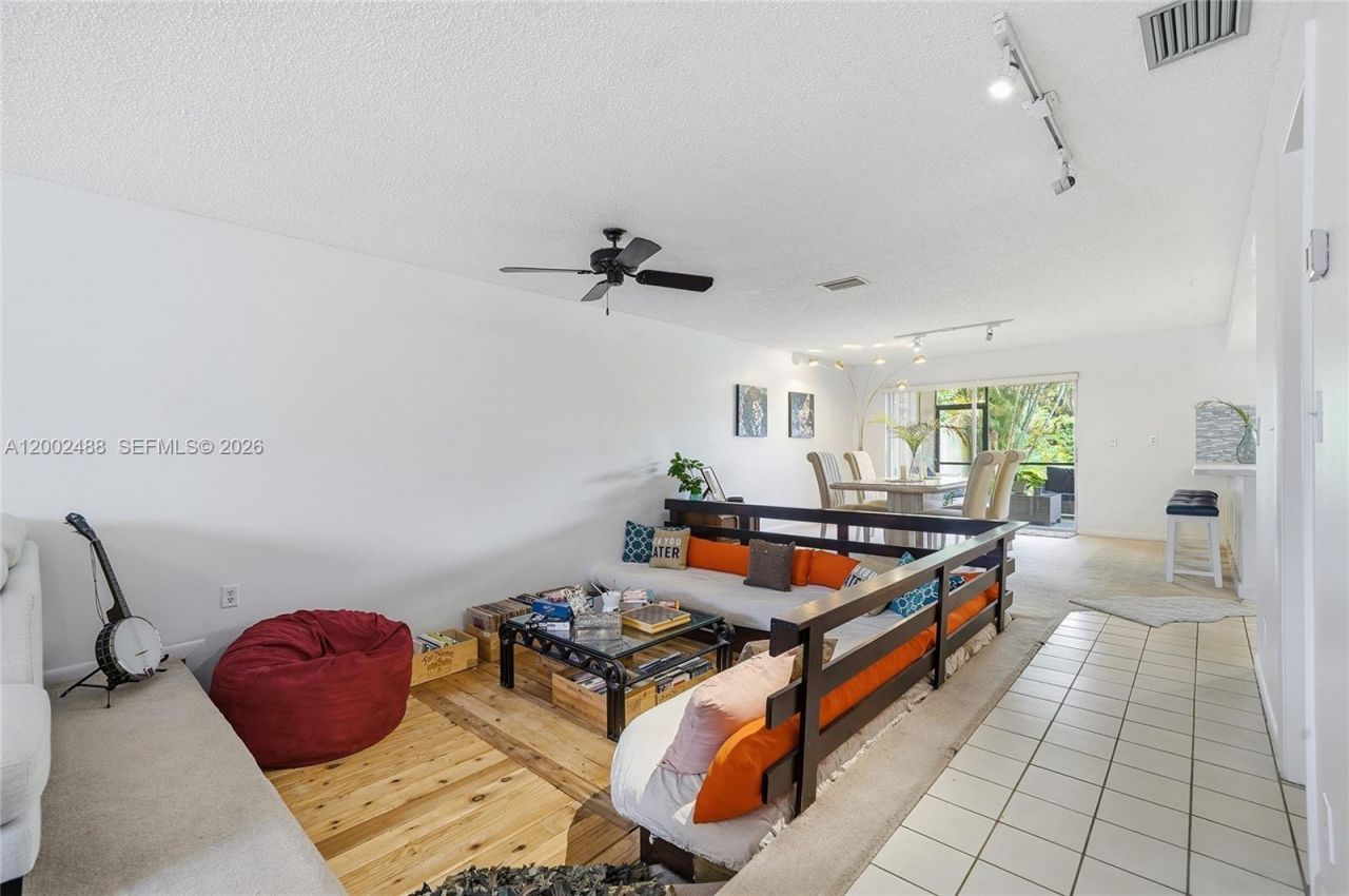 4309 Coral Springs Dr , Unit 2G, Coral Springs, FL 33065 Photo