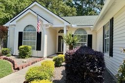 103 Seavington Court photo 4