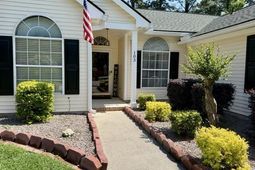 103 Seavington Court photo 4