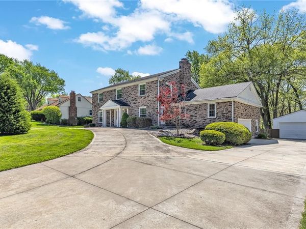 401 Smiley Road, Liberty, MO 64068