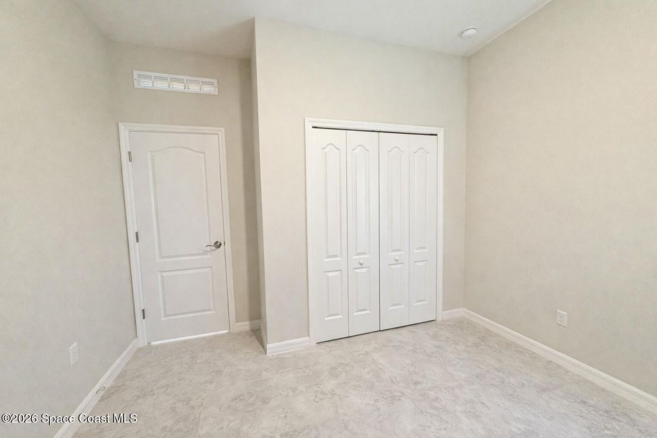 8236 100th Avenue, Vero Beach, FL 32967 Photo