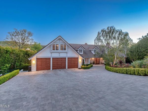 5420 Indian Trail Court, Thousand Oaks, CA 91362