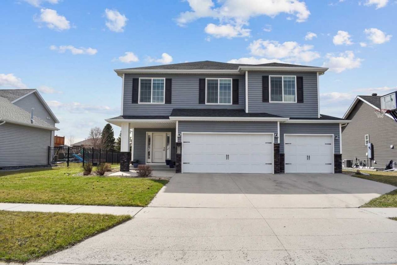 2115 41st Street S primary photo