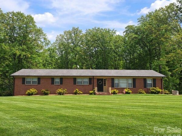 216 Delview Drive , Cherryville, NC 28021