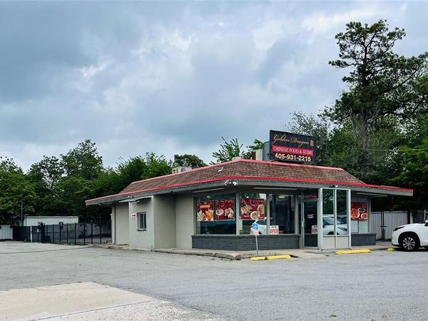 9301 NE 10th Street, Oklahoma City, OK 73130