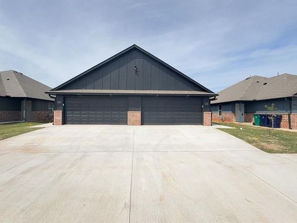 11420 University Drive, Oklahoma City, OK 73114