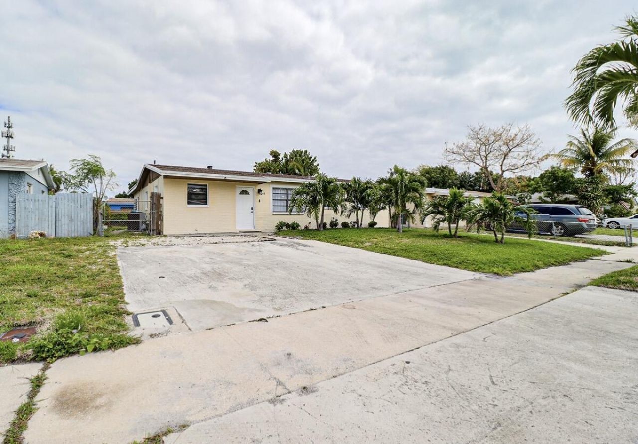 219 NE 6th Avenue, Boynton Beach, FL 33435 Photo