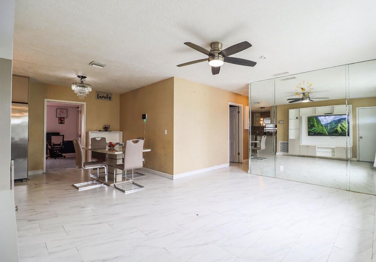 219 NE 6th Avenue, Boynton Beach, FL 33435 Photo