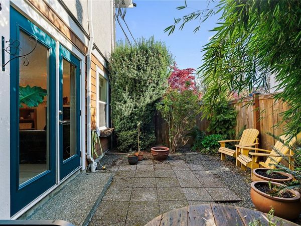 833 Princess Ave, Unit 1, Victoria, BC V8T 1K7