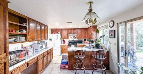 8518 Delahye Cir, Sacramento, CA 95828 Photo