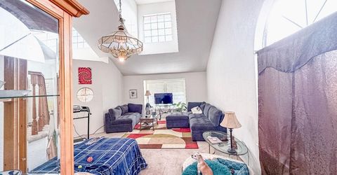 8518 Delahye Cir, Sacramento, CA 95828 Photo