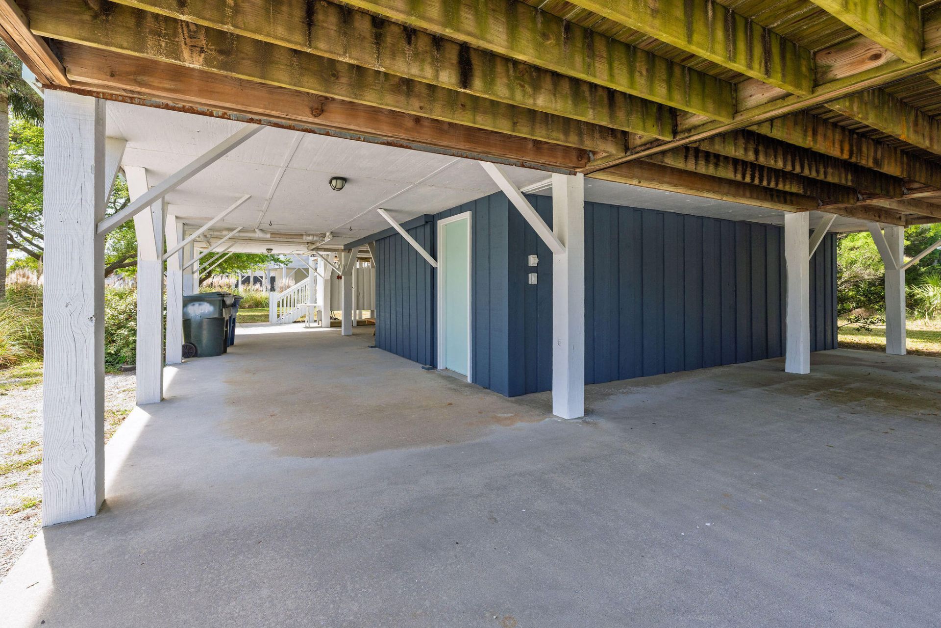 503 Pompano Street Photo 35