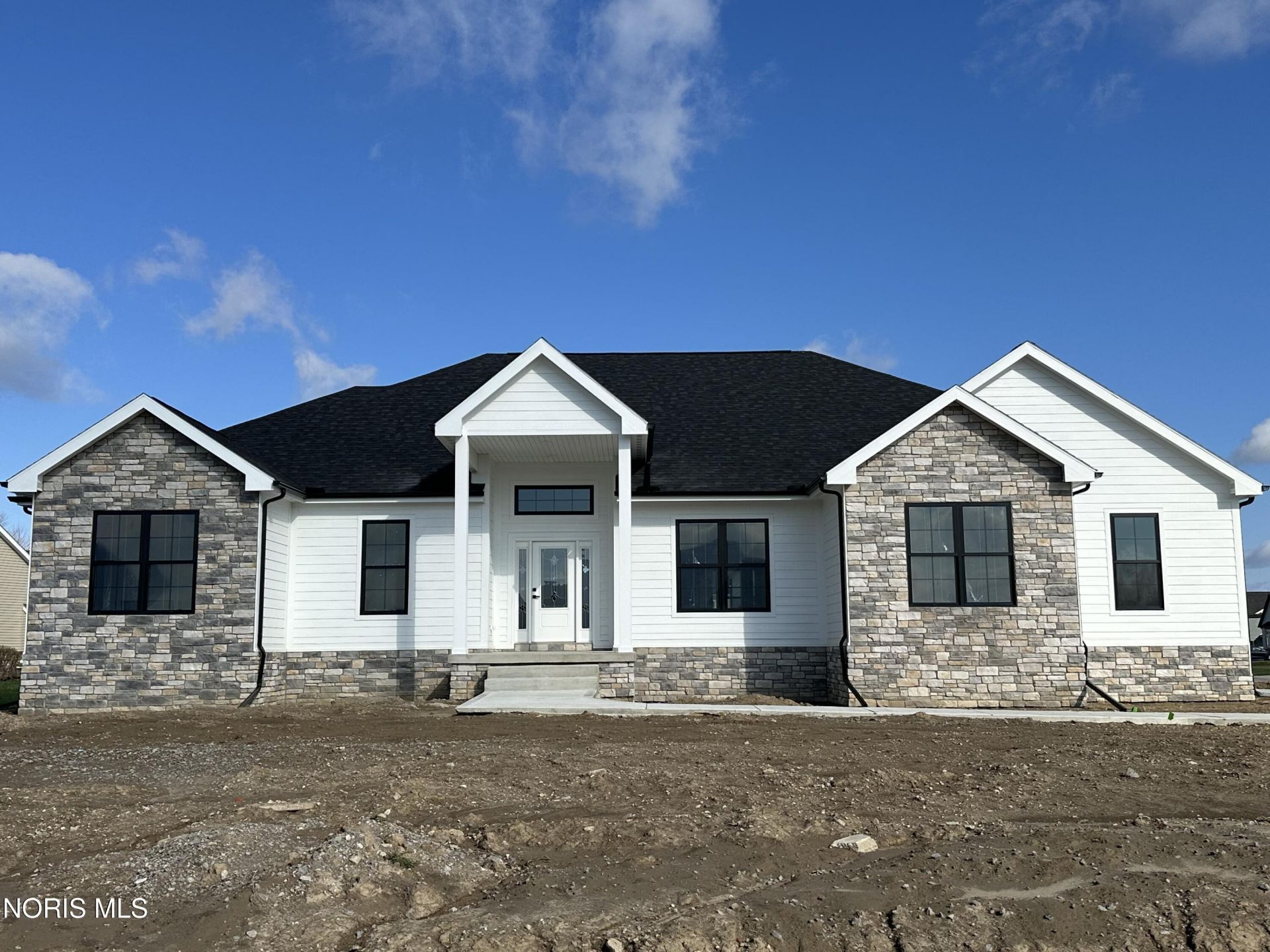 3760 Turtle Creek Drive, Perrysburg, OH 43551 Main Photo