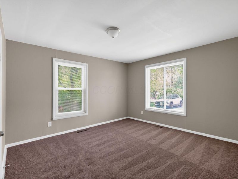 146 Wrexham Avenue, Columbus, OH 43223 Photo 12