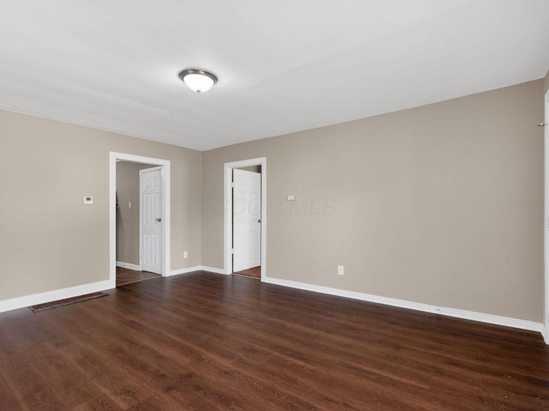 146 Wrexham Avenue, Columbus, OH 43223 Photo 9