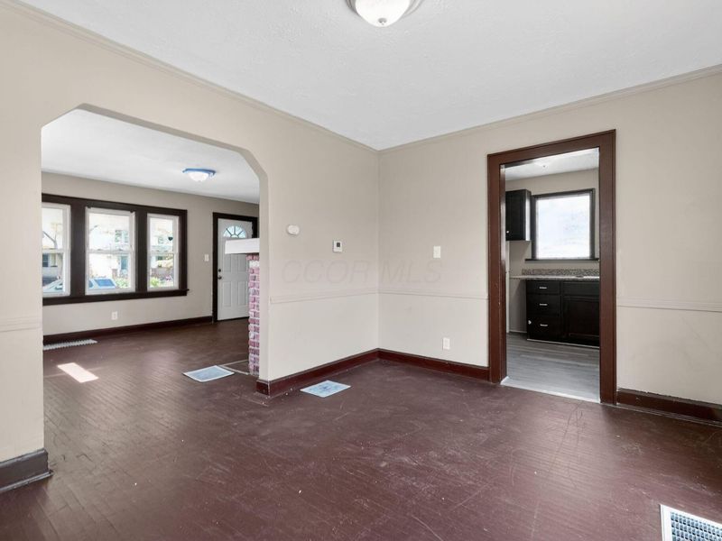 562 S Ogden Avenue, Columbus, OH 43204 Photo 10