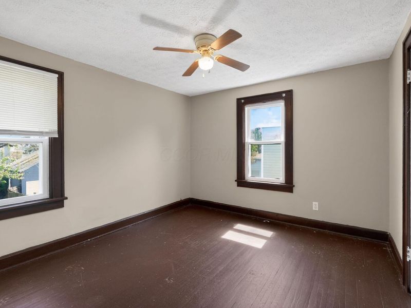 562 S Ogden Avenue, Columbus, OH 43204 Photo 12