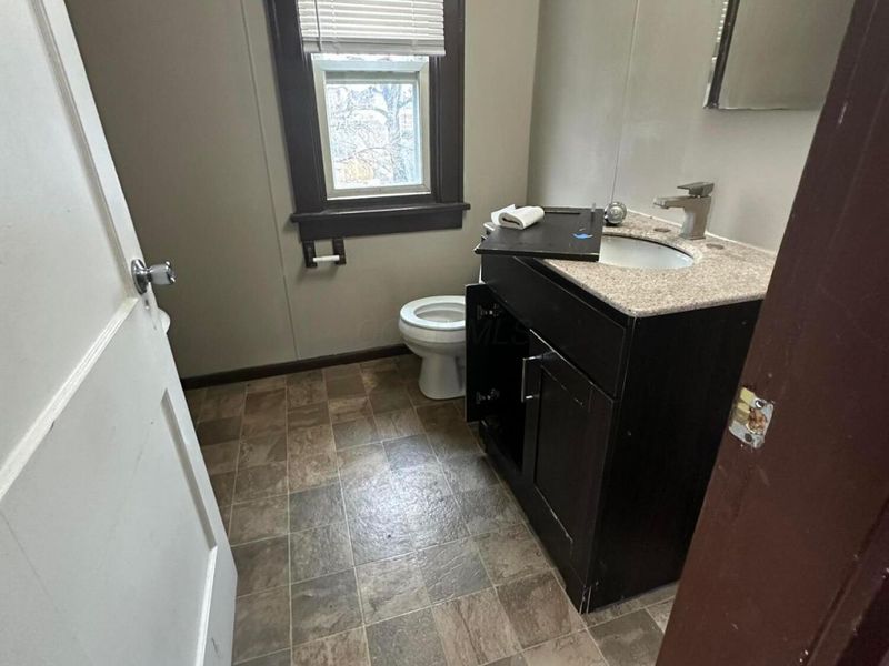 562 S Ogden Avenue , Columbus, OH 43204 Photo 3