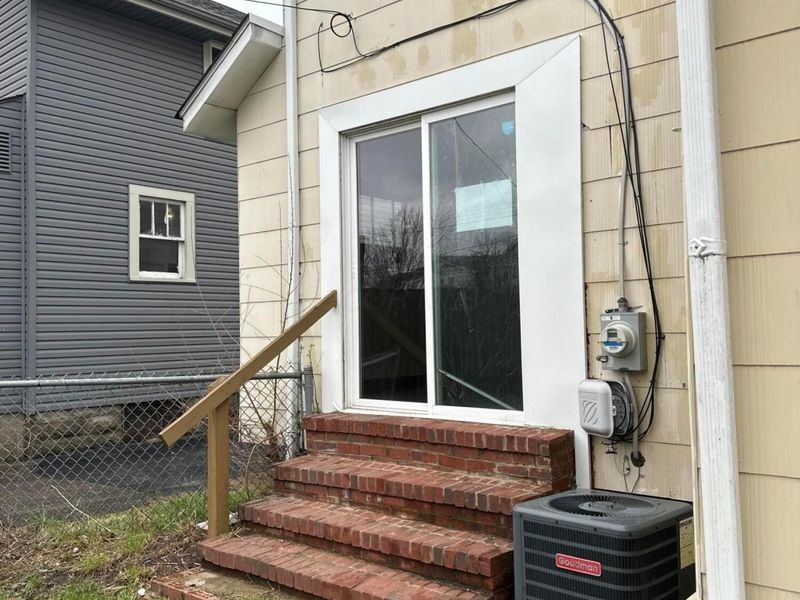 562 S Ogden Avenue , Columbus, OH 43204 Photo 4