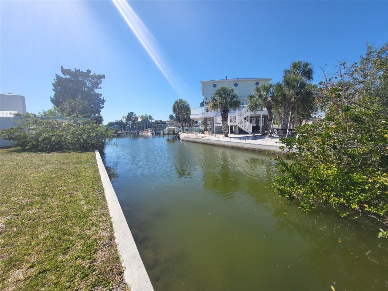 3463 Paragon Terrace , Hernando Beach, FL 34607 Photo