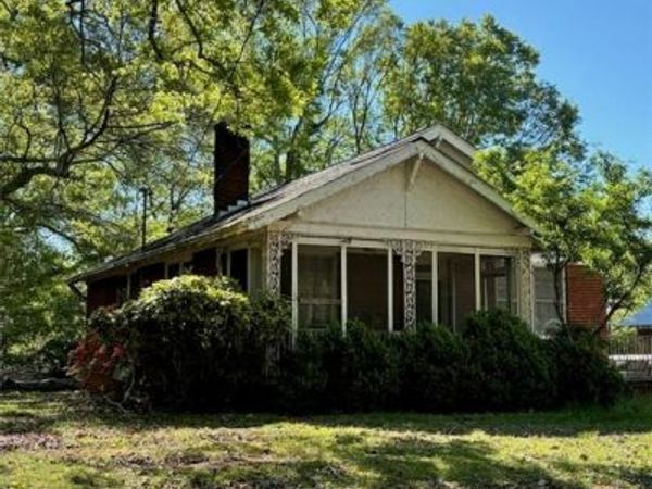 20 B Avenue, Gainesville, GA 30504