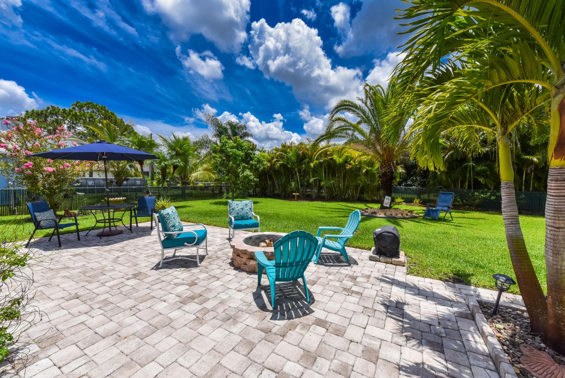 1172 SE Menores, Port Saint Lucie, FL 34952 Photo
