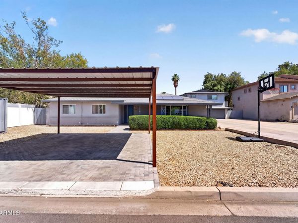 2221 N 27TH Street, Phoenix, AZ 85008