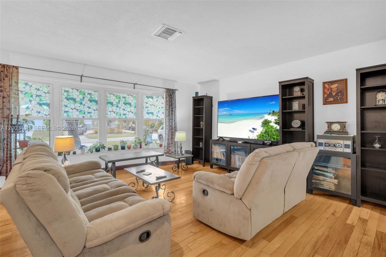 1911 N 53rd Ave , Hollywood, FL 33021 Photo