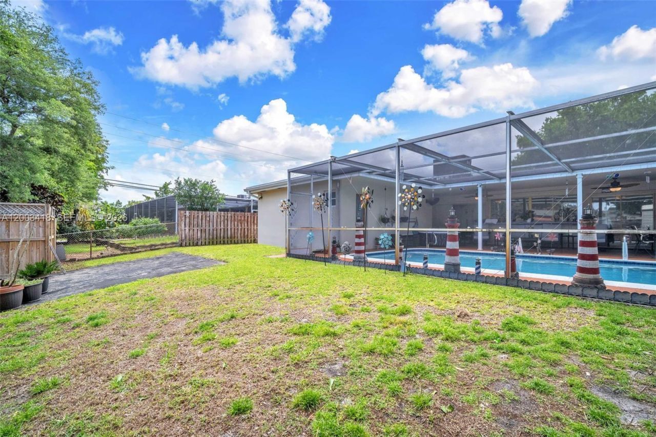 1911 N 53rd Ave , Hollywood, FL 33021 Photo