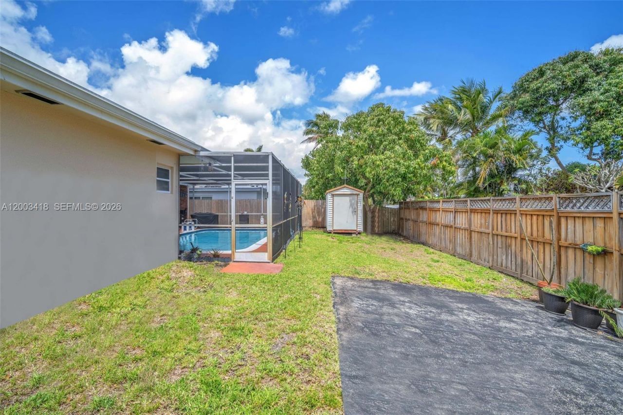 1911 N 53rd Ave , Hollywood, FL 33021 Photo