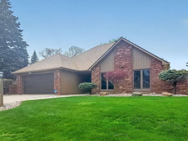6306 Baychester Drive, Fort Wayne, IN 46815