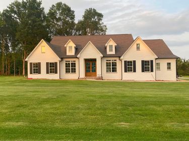 118 Charlotte's Way, Saltillo, MS 38866